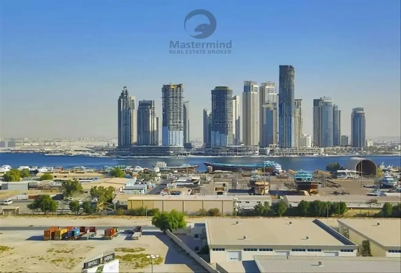 G+14 Mix use plot for sale in Jaddaf